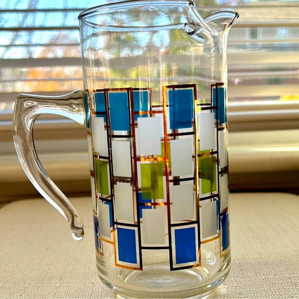 Beautiful mid century pitcher. MCM barware. Vintage pitcher for liquor or decor.